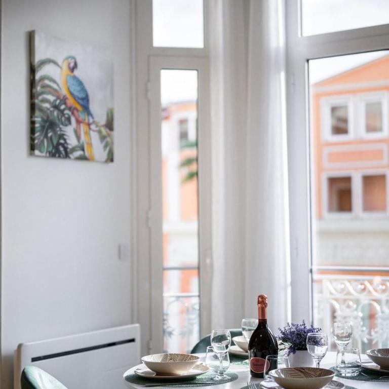 LE ZENITUDE Studio central à deux pas de la mer - Appartement - 19