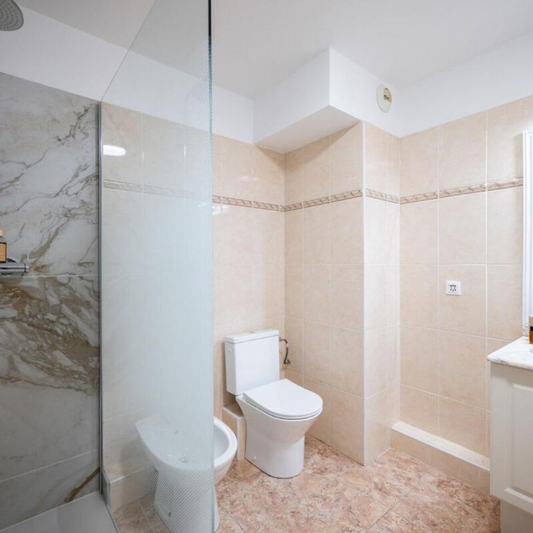 LE JARDIN DEDEN Hyper Centre Bord de Mer Wifi - Appartement - 16