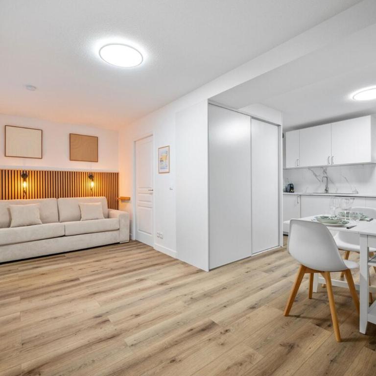 LE JARDIN DEDEN Hyper Centre Bord de Mer Wifi - Appartement - 3