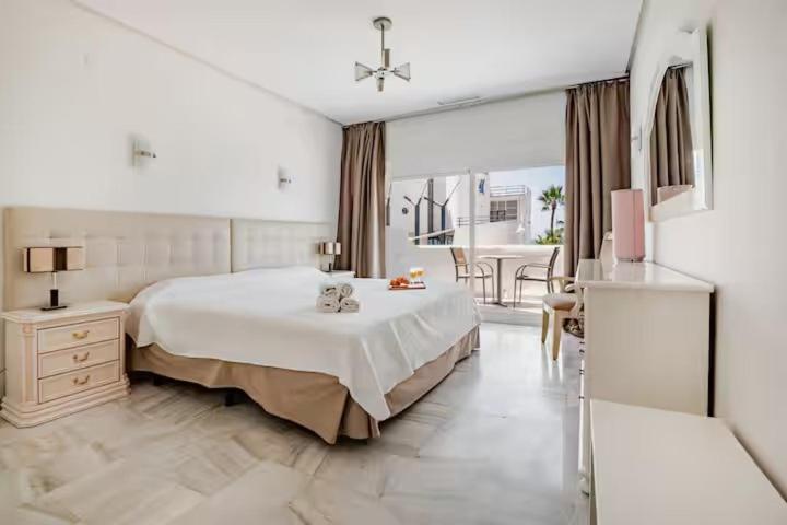 Beach House Puerto Marina - Apartment mit 1 Schlafzimmer und Terrasse - 17