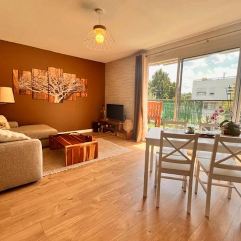 Apartment with terrace and pool - Apartment - 3