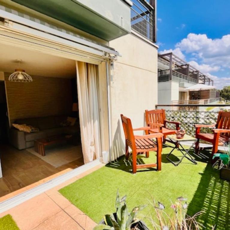 Apartment with terrace and pool - Apartment - 13