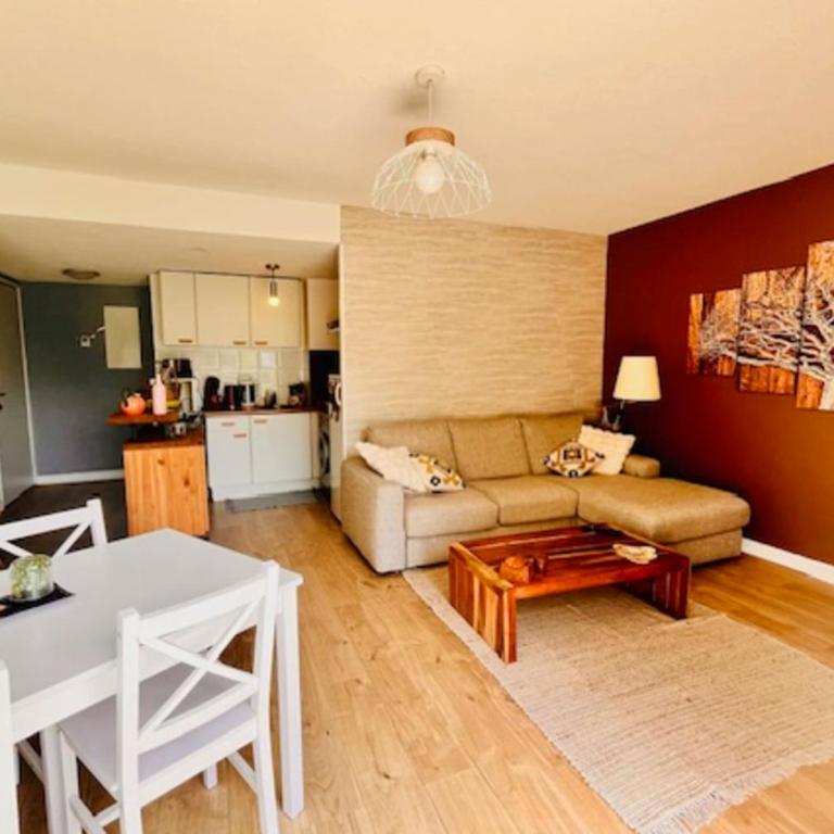 Apartment with terrace and pool - Apartment - 16