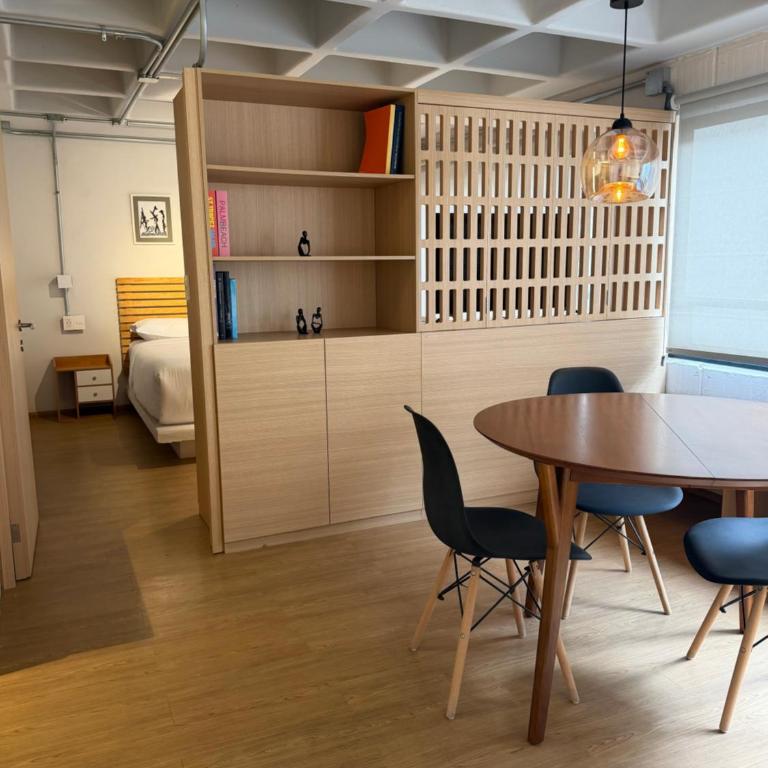 Praga Suites 4 Cozy 1BR Great Location Fast WiFi - Casa - 1