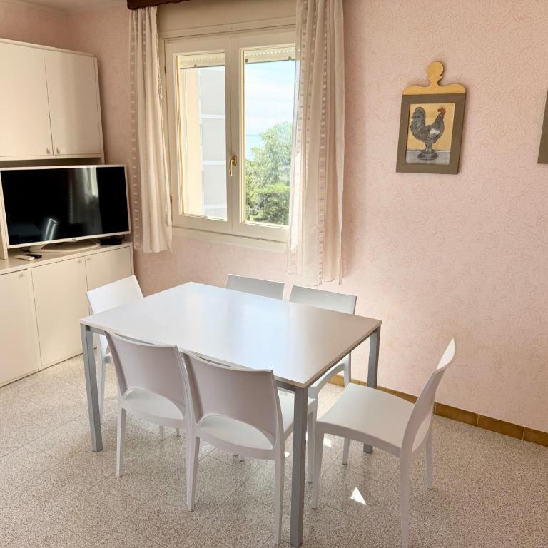 Apartment with stunning sea view - Wi-Fi, free parking, large terrace and comfort - Apartamento de 2 dormitorios - 10