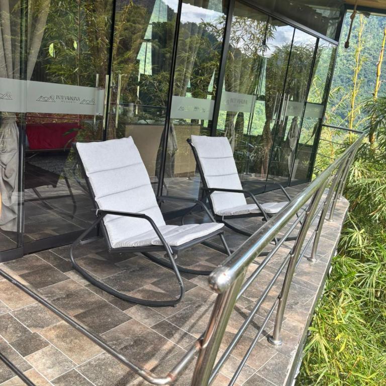 Inti Yaykuna Resort - Queen Room with Pool View - 4