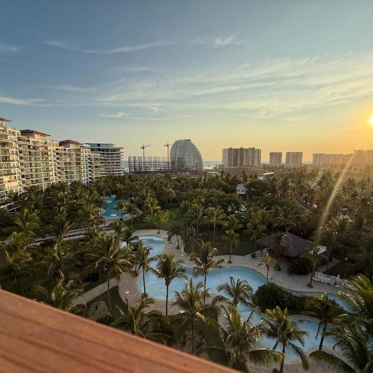 Spectacular apartment in La Isla Residences - Apartamento de 3 dormitorios - 1