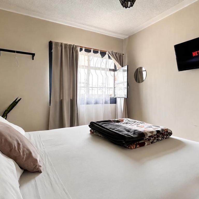 Lool Beh Hostal - Zimmer mit Queensize-Bett und Gemeinschaftsbad - 2