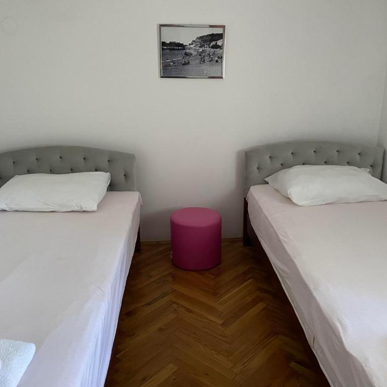 Apartments Minja S - Two-Bedroom Apartment with Balcony - 3
