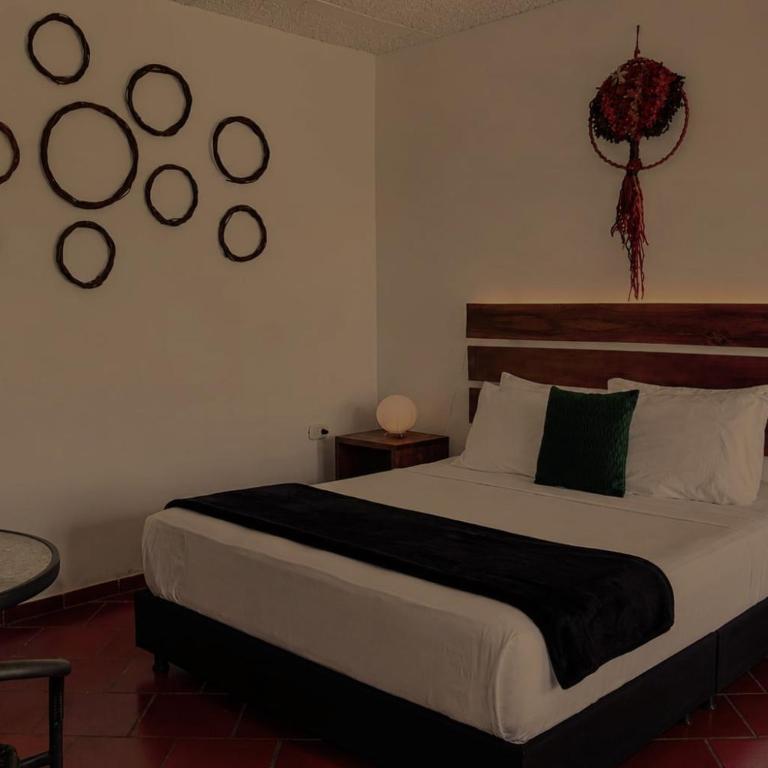 Hotel Campestre Palmas del Zamorano - Habitación Doble - 2