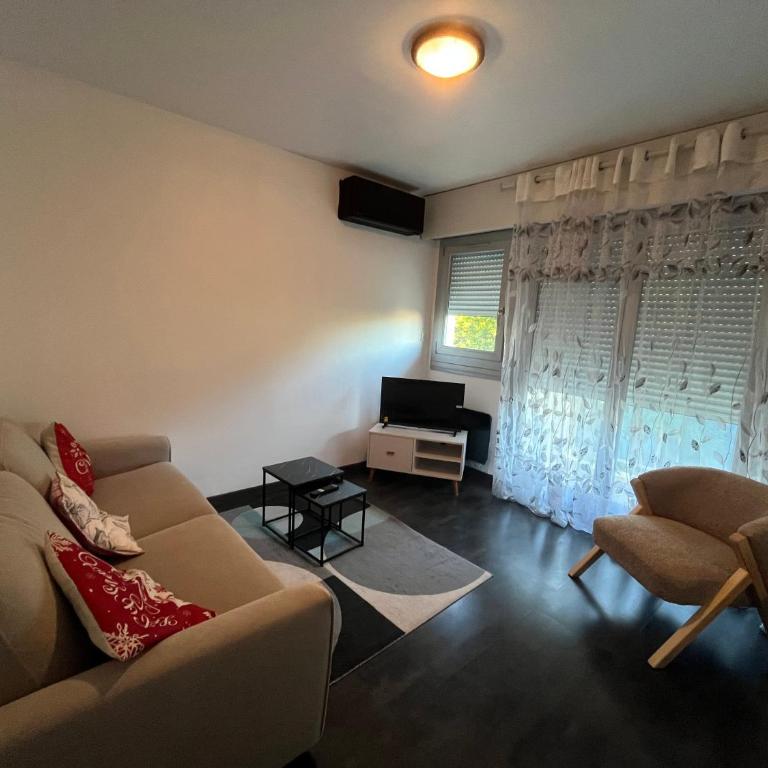 Chez NEZIRI Petit STUDIO COSY proche centre ville - Appartement 1 Chambre - 1