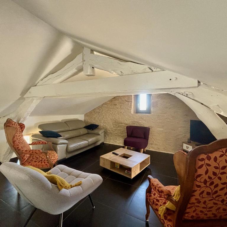 Pierres Blanches, Grange de charme & piscine - Villa 3 Chambres - 13