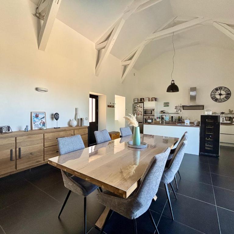 Pierres Blanches, Grange de charme & piscine - Villa 3 Chambres - 21