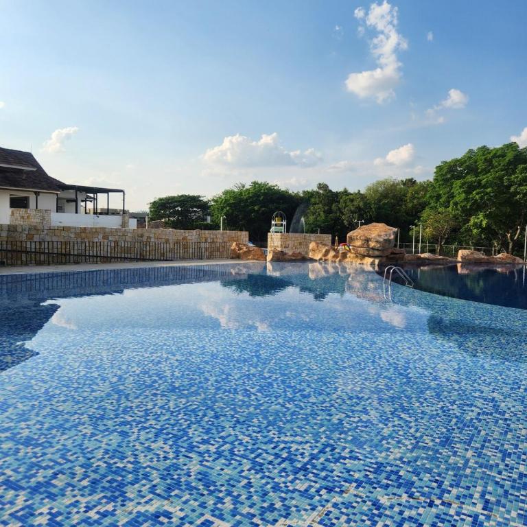 Full amenities, AC, Wi-Fi - Apartamento de 3 dormitorios - 3