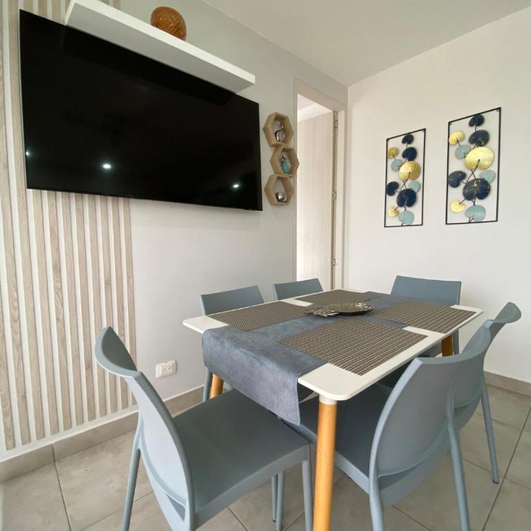 Full amenities, AC, Wi-Fi - Apartamento de 3 dormitorios - 27