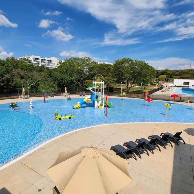 Full amenities, AC, Wi-Fi - Apartamento de 3 dormitorios - 68