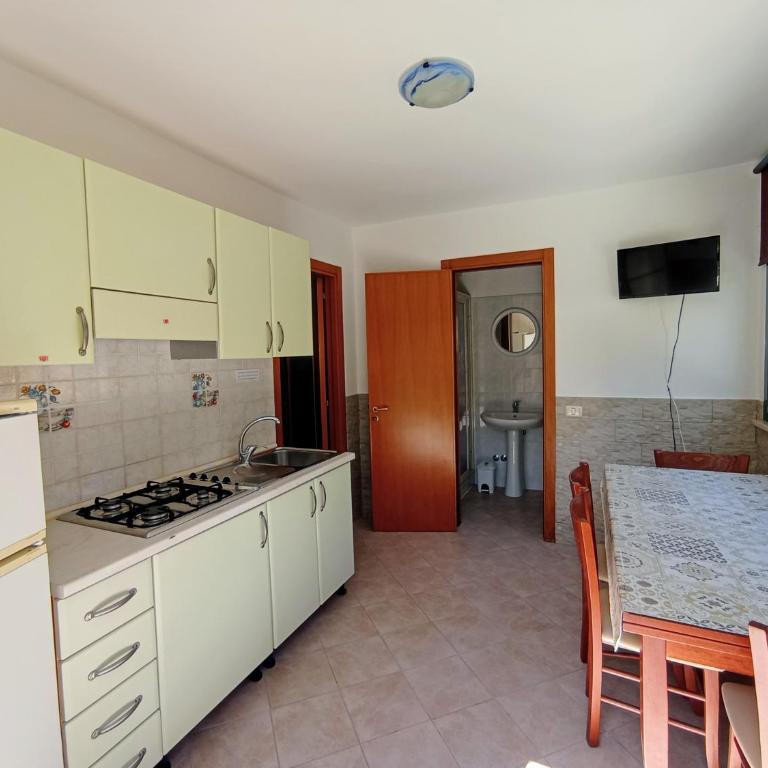 Hotel Residence Villa Ascoli - Appartamento con 2 Camere da Letto e Vista Giardino - 15