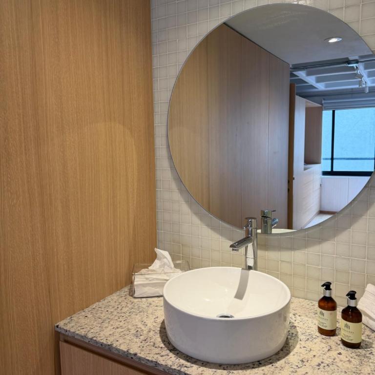 Praga Suites 4 Cozy 1BR Great Location Fast WiFi - Casa - 3