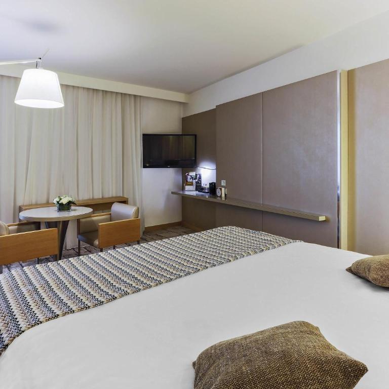 Mercure Paris Vaugirard Porte De Versailles - Suite Lit King-Size avec Canapé-Lit - 1