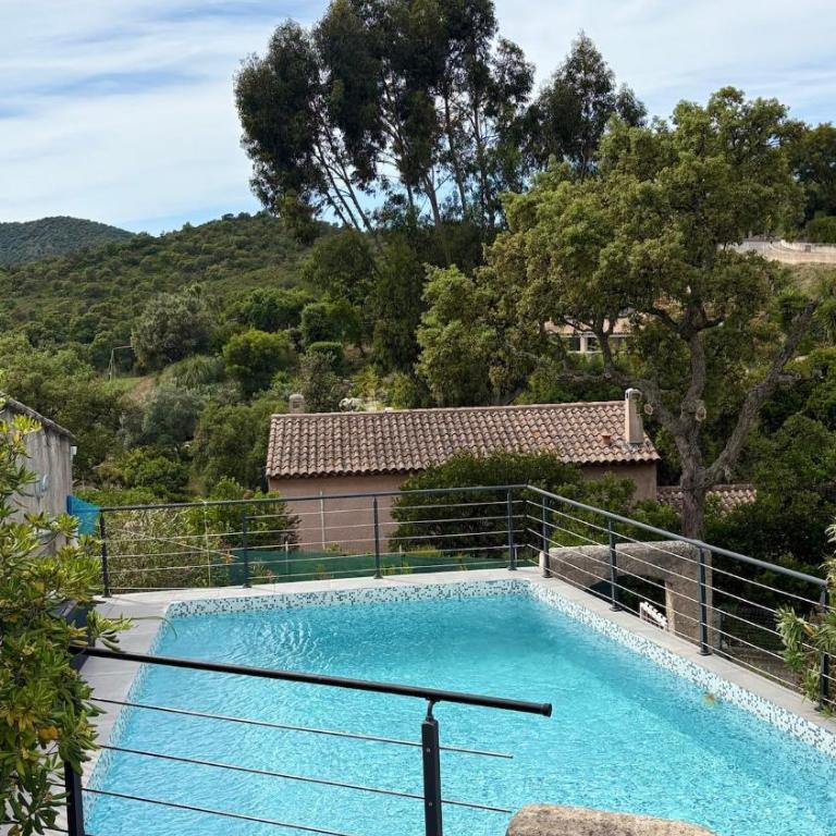 Maison 120m2, 3CH, piscine, terrain arboré, vue mer - Villa 3 Chambres - 25