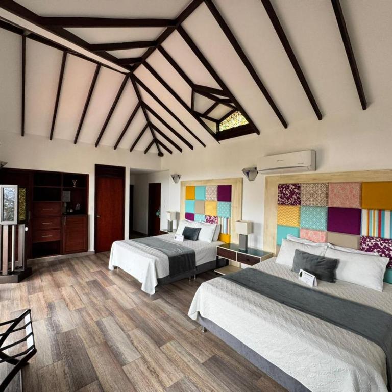 CASA BOHEMIA - Resort de Cerveza y vino - Habitación con 2 camas grandes - 1