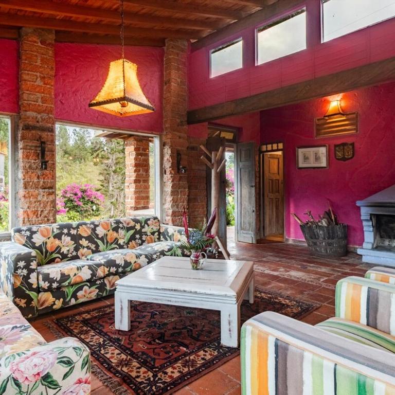 Casa con Vista a La Piedra y Acceso al lago - Four-Bedroom House - 9