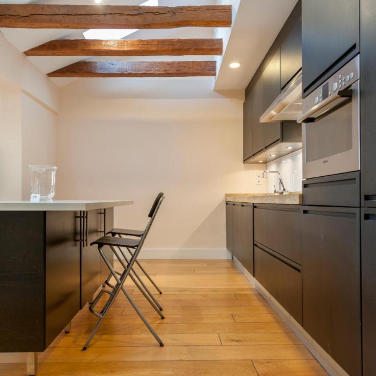 Exclusivo Ático con terraza en Plaza Mayor - Appartamento Deluxe con 1 Camera da Letto e Vista Città - 1