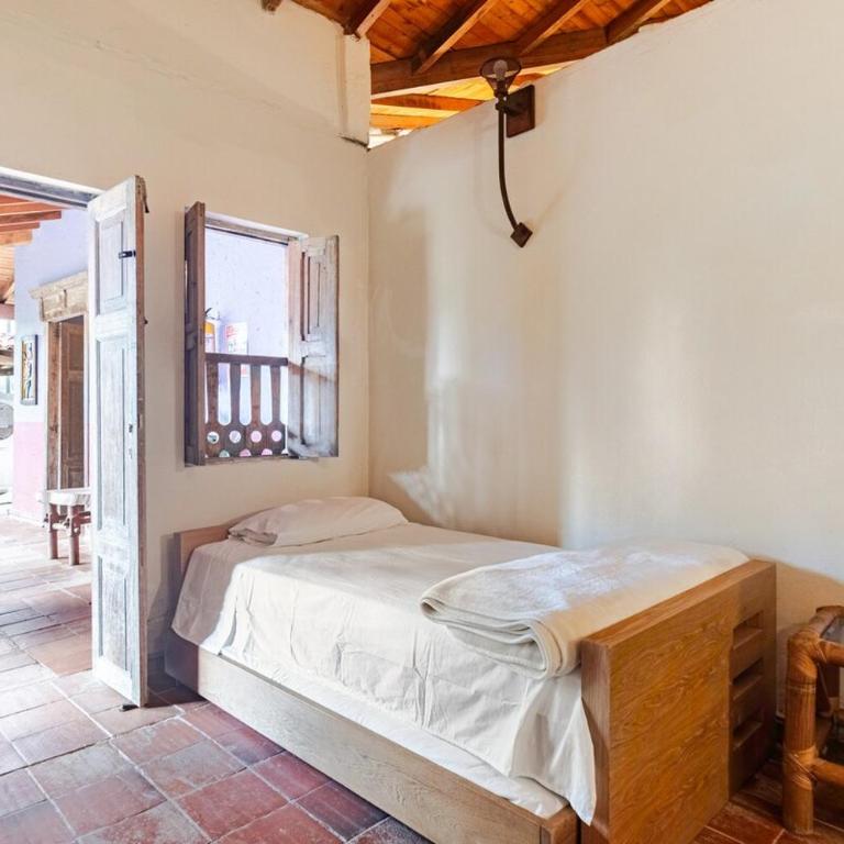 Casa con Vista a La Piedra y Acceso al lago - Four-Bedroom House - 36
