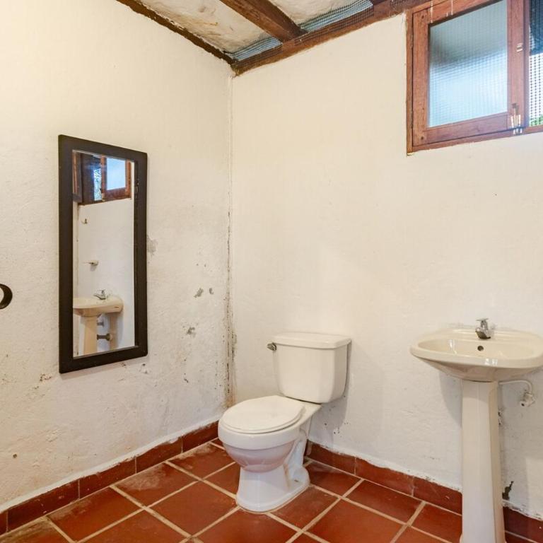 Casa con Vista a La Piedra y Acceso al lago - Four-Bedroom House - 40