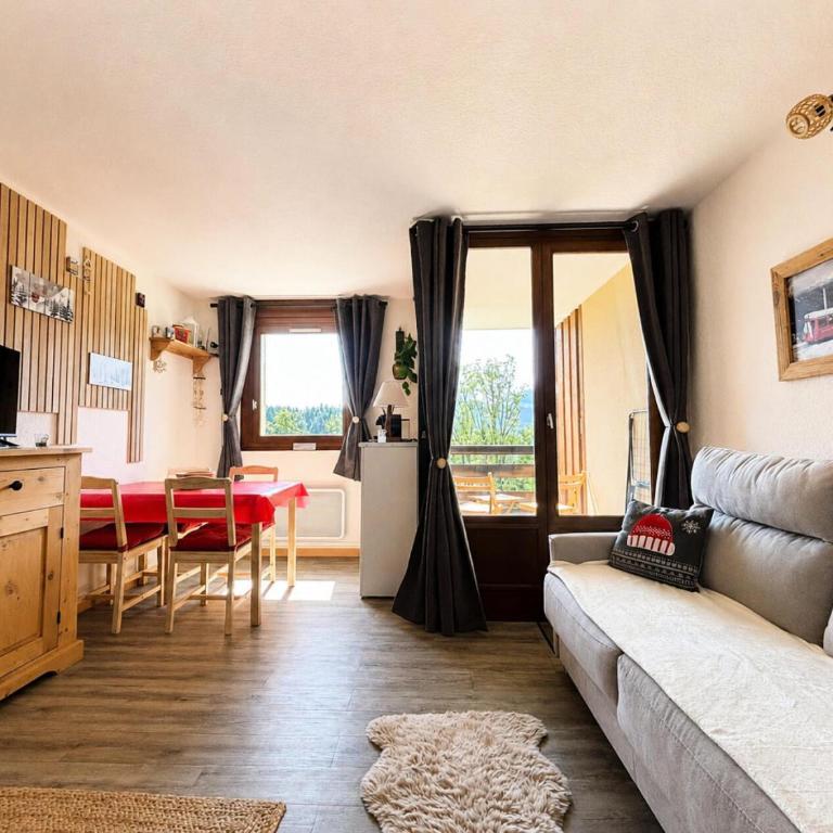 Résidence Les Adrelles - STUDIO DE CHARME VUE MONT CHARVIN MAE-4781 - Studio - 1