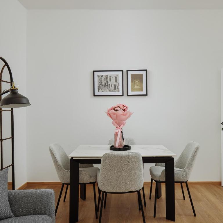 Stone & Light Old Town by MN Property - Apartman sa 2 Spavaće Sobe - 15