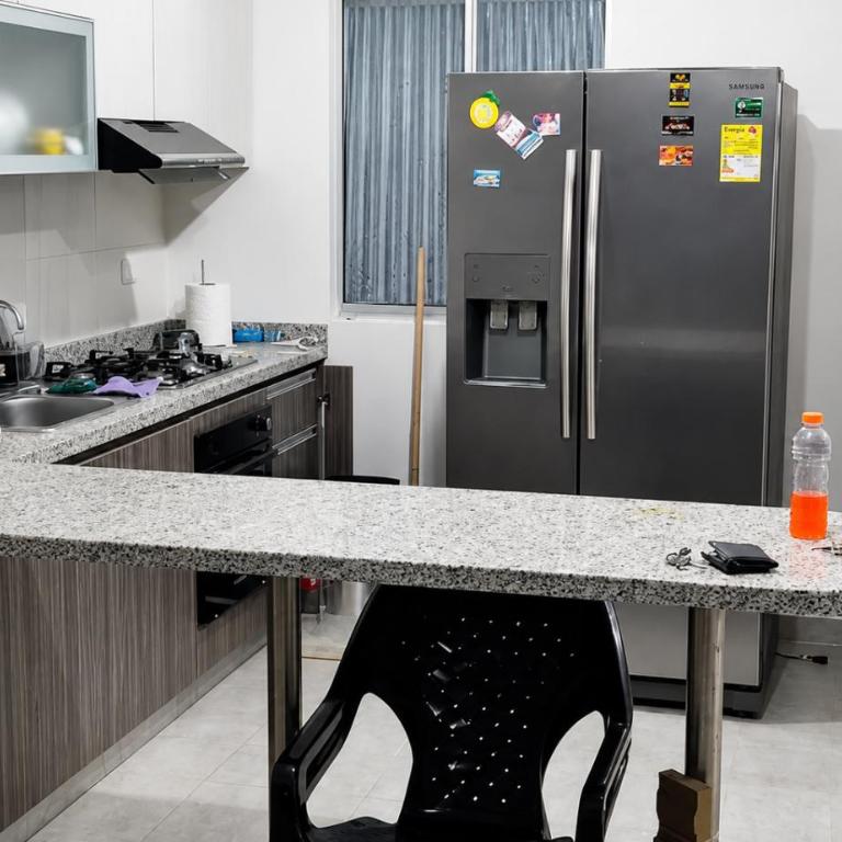Apto Isabelu Girardot - Apartamento de 3 dormitorios - 4
