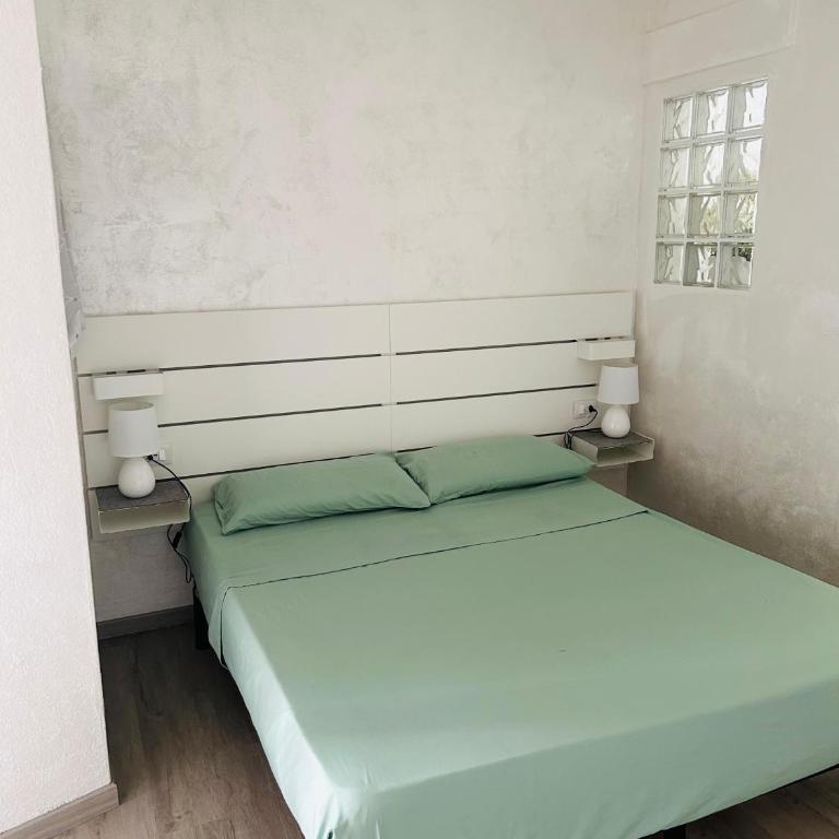 Casa Vacanza Li Menduli San Teodoro - Monolocale con Divano-Letto - 3