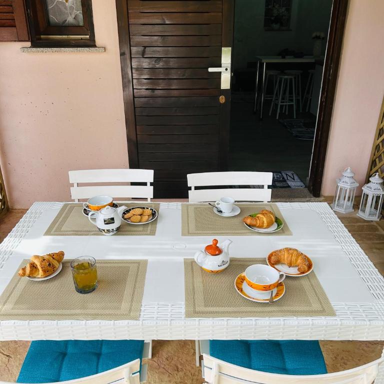 Casa Vacanza Li Menduli San Teodoro - Monolocale con Divano-Letto - 8