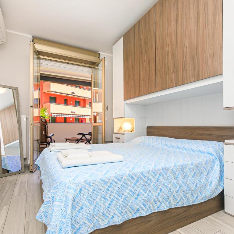 Mare in 5 minuti con Bici Incluse e Terrazzo Relax - Appartamento con 1 Camera da Letto - 3