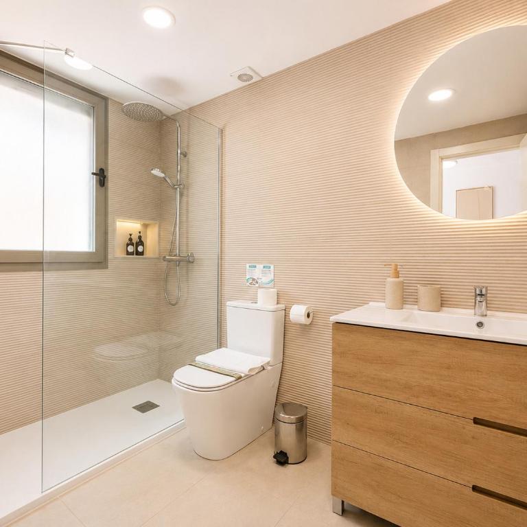 Apartamento con terraza y piscina en Puerto Marina - MISTRAL - Apartment mit 2 Schlafzimmern und Terrasse - 23