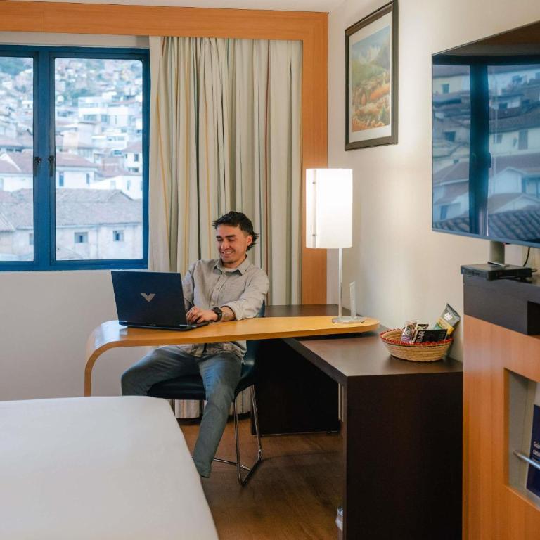 Novotel Cusco - Habitación Doble Estándar con sofá cama - 1