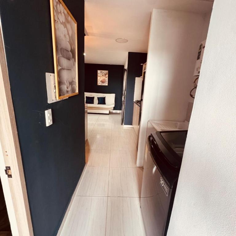 Apartamento Moderno con Balcón y Vista en el centro de Pereira - One-Bedroom Apartment - 2