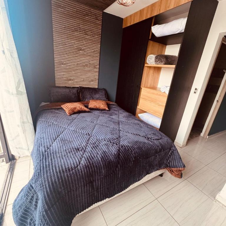 Apartamento Moderno con Balcón y Vista en el centro de Pereira - One-Bedroom Apartment - 6