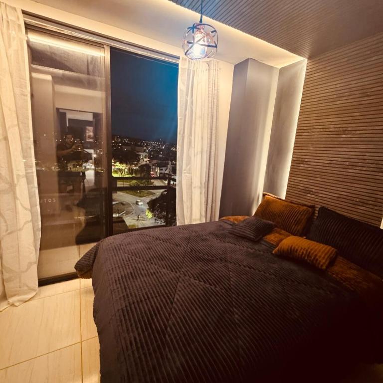 Apartamento Moderno con Balcón y Vista en el centro de Pereira - One-Bedroom Apartment - 7