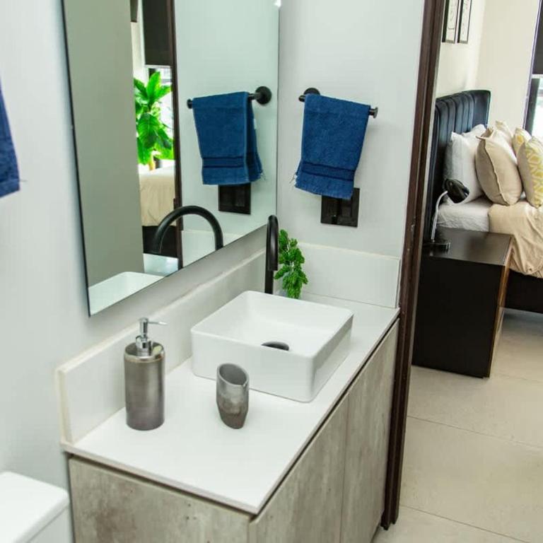 Depto 6 person 3 Rec Alberca Gym Cowork Estaciona - Apartamento - 33