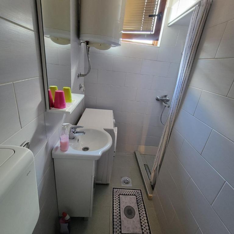 Medeni Apartment 2 - Apartman sa 1 Spavaćom Sobom - 6