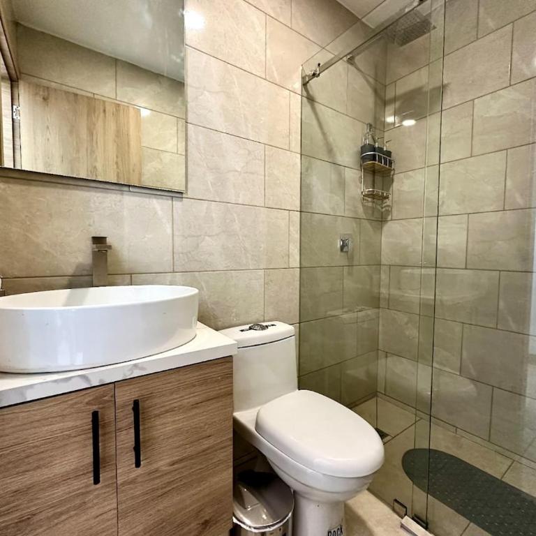 Suite amoblada al norte de Quito - One-Bedroom Apartment - 2