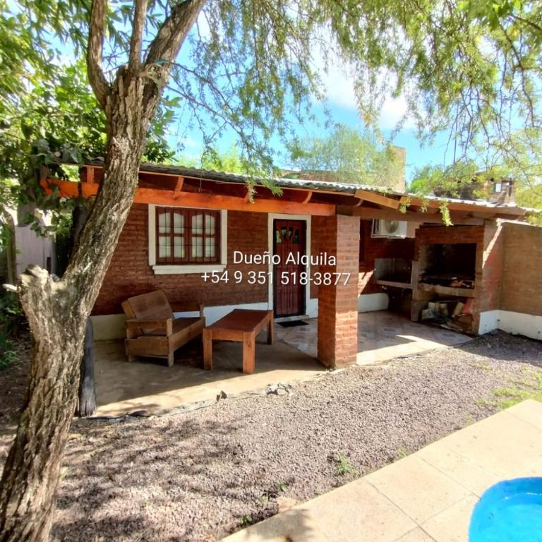 Cabaña a 12 cuadras de la Playa - Two-Bedroom House - 4