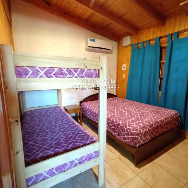 Cabaña a 13 cuadras de la Playa Principal - Two-Bedroom House - 5