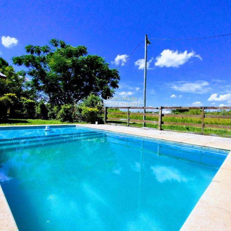 Cabaña a 13 cuadras de la Playa Principal - Two-Bedroom House - 10
