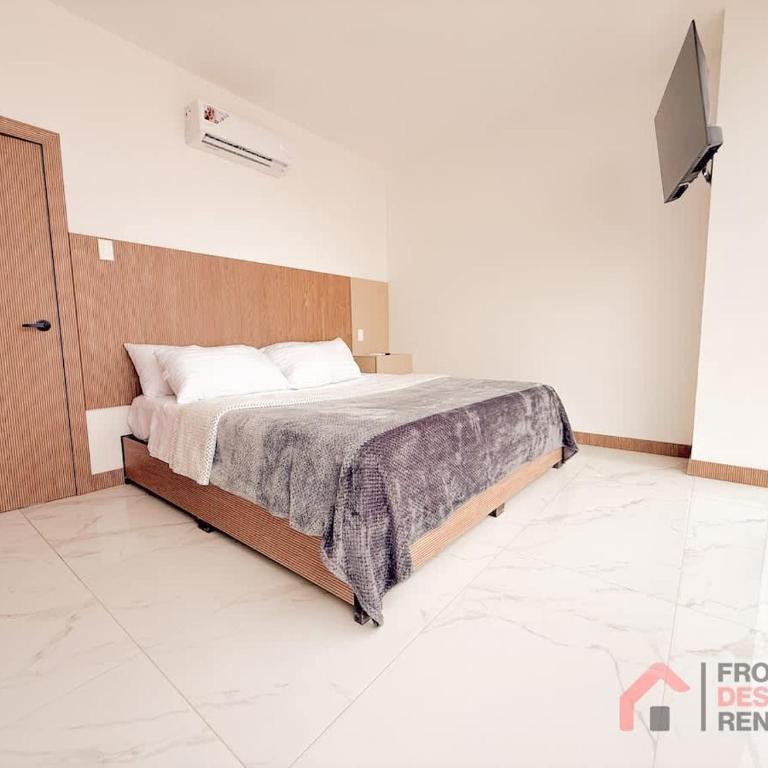 Diamond Beach Suite Pool Jacuzzi & Oceanfront - Apartment - 1