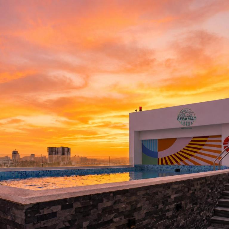 Departamento de lujo en Zona Dorada, Alberca Infinity, A 1 cuadra de la playa - Two-Bedroom Apartment with Balcony - 44