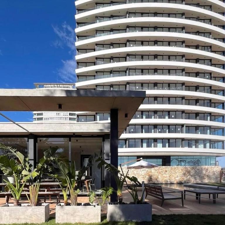 Carrasco views with garage - Apartamento de 1 dormitorio - 3
