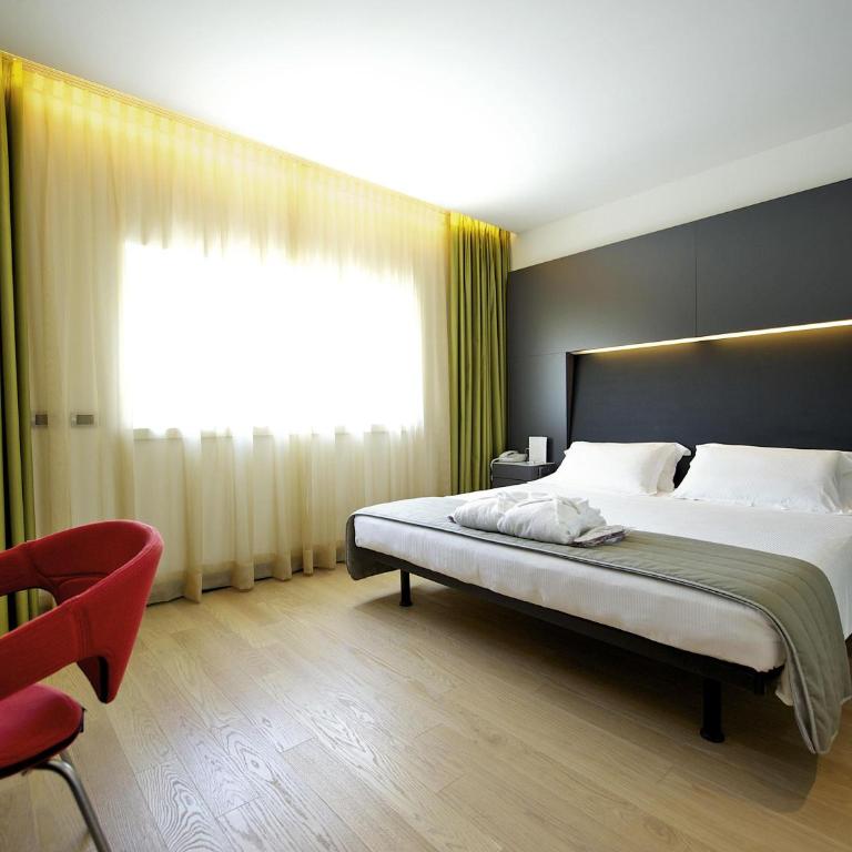 Mercure Nerocubo Rovereto - Junior Suite con 1 Letto alla Francese - 1